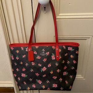 Coach city tote in signature canvas with rose print